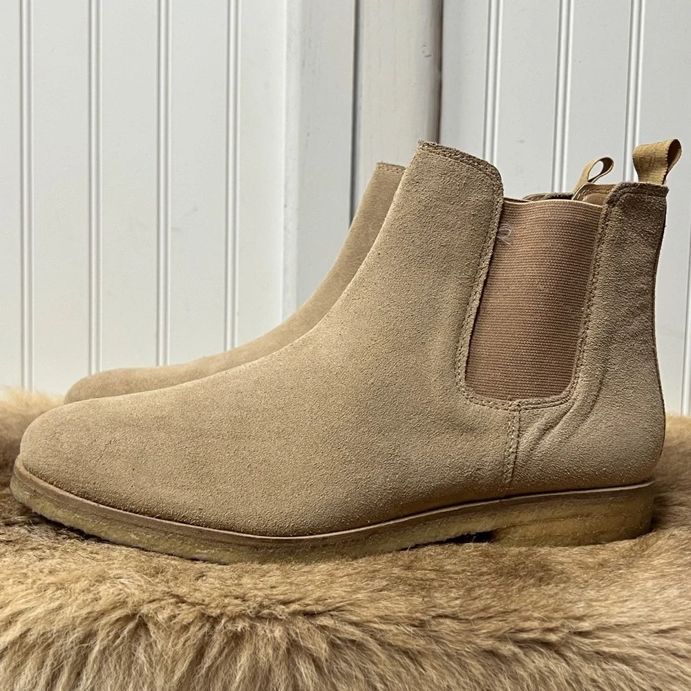 Urban Outfitters Double Crepe Suede Chelsea Ankle Boots 9.5 Booties Leather UO
